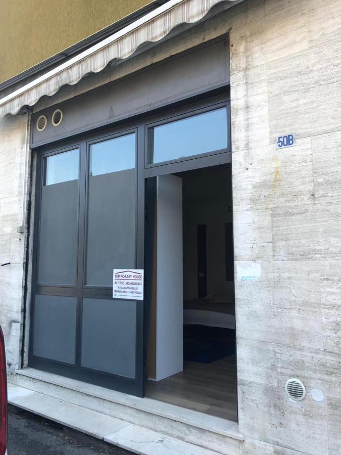 Apartmán Monolocale Arredato Con Una Camera Parma Exteriér fotografie